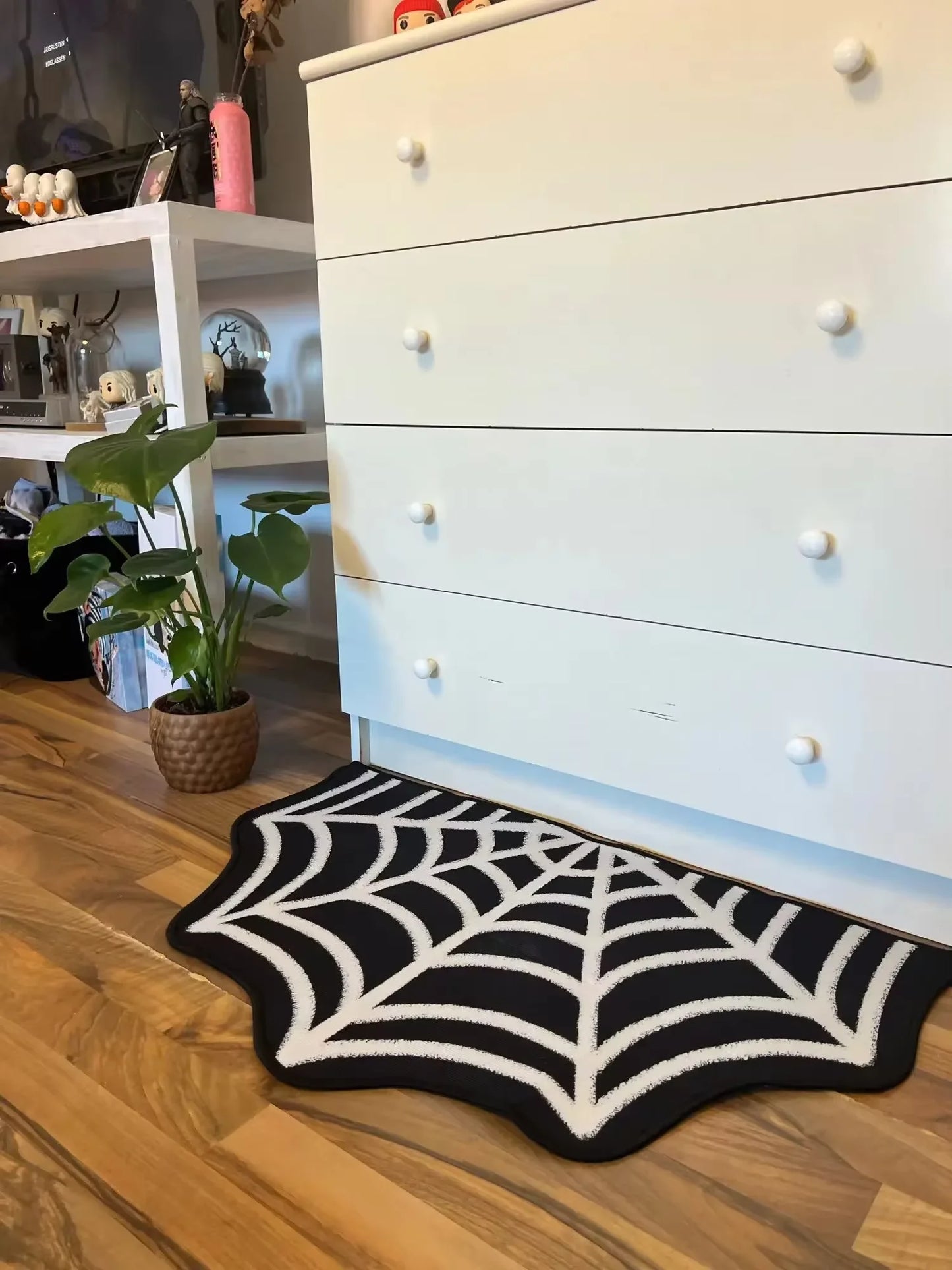 Spider Web Floor Mat – Decorative Doormat & Bedside Rug for Living Room Décor